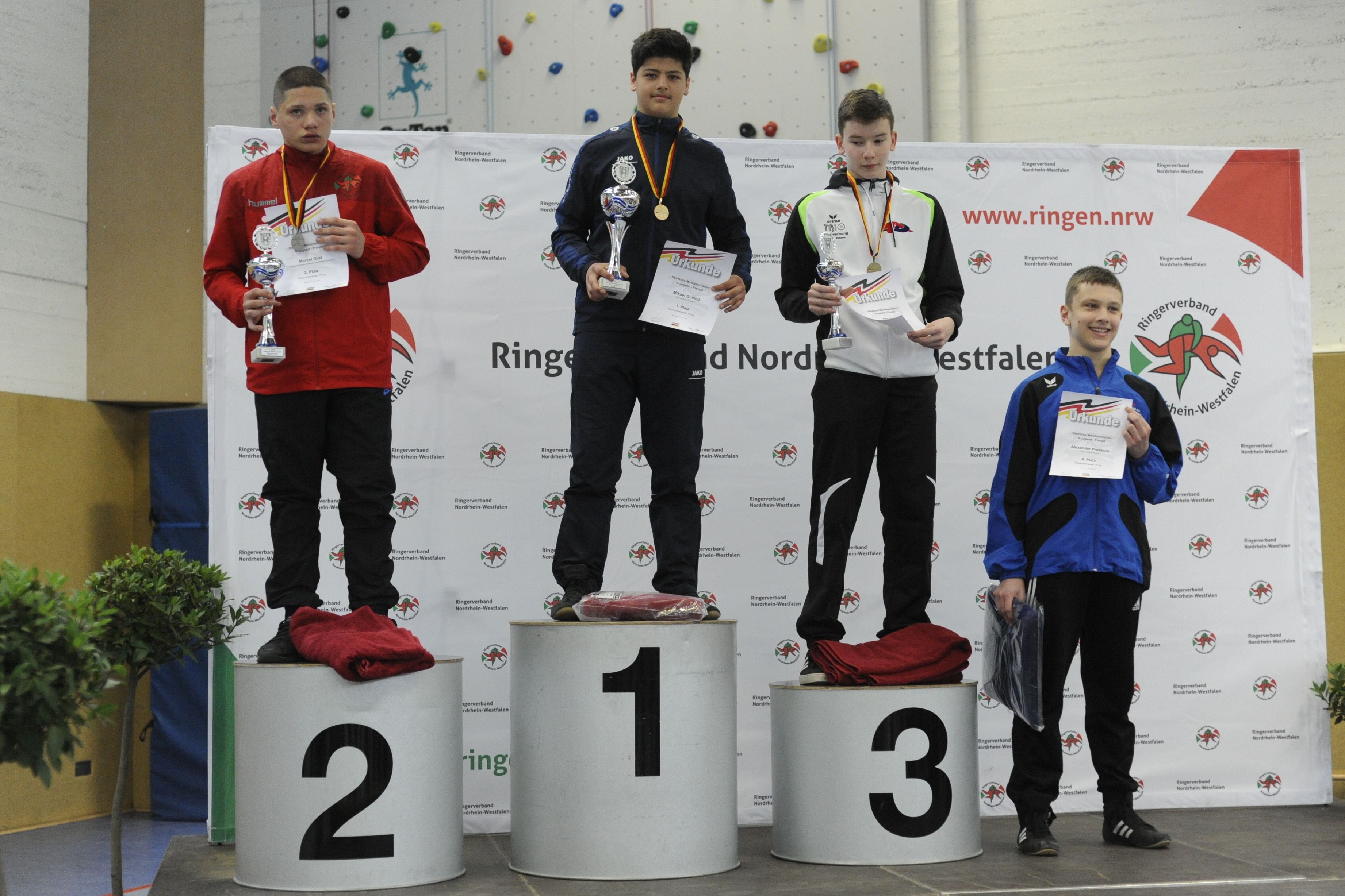 Siegerehrung 75kg_CP13462 Auss