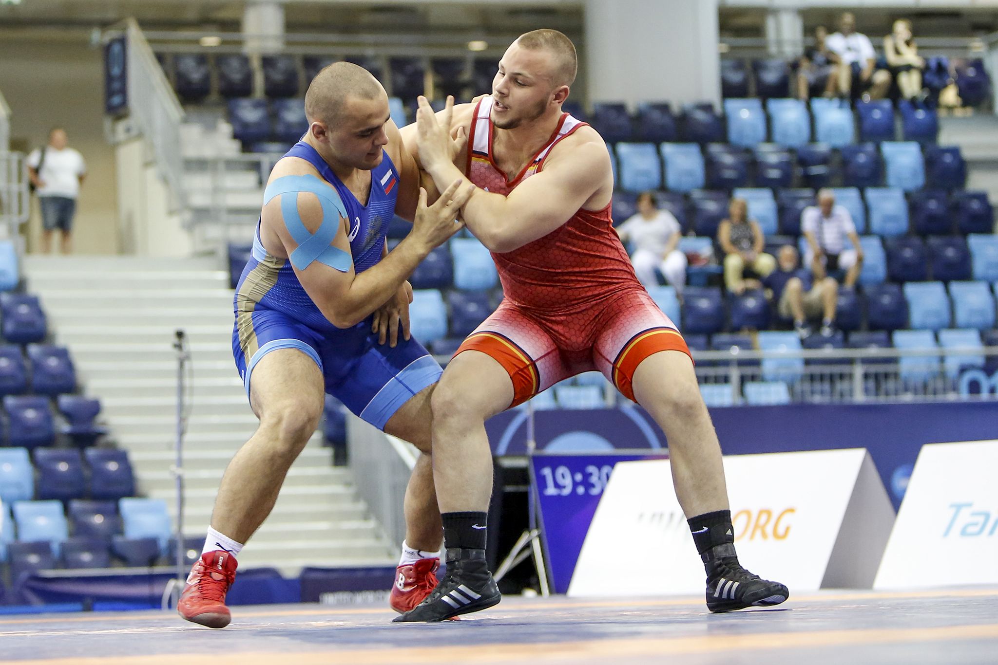 Gr 110kg final Daniil CHASOVNIKOV (RUS) df. Nikita OVSJANIKOV (GER)
